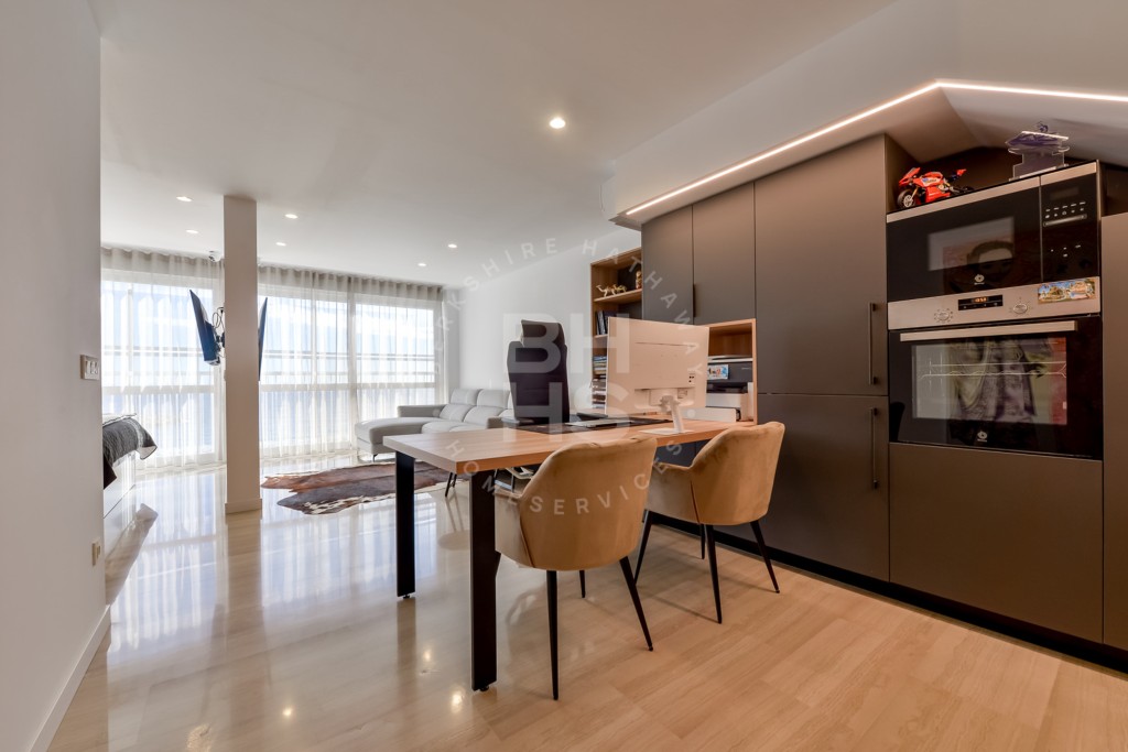 xlarge_CBNAAP1444_35430_V0_9ACC