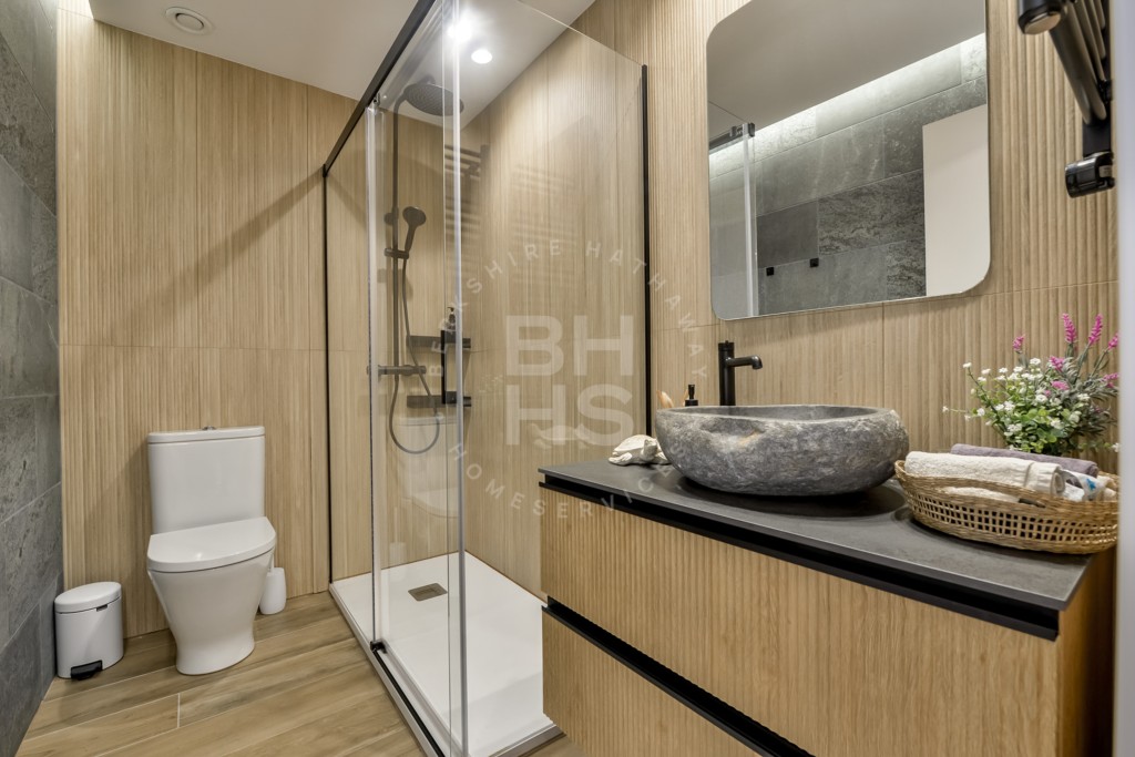 xlarge_CBNAAP1444_35453_V0_30FA