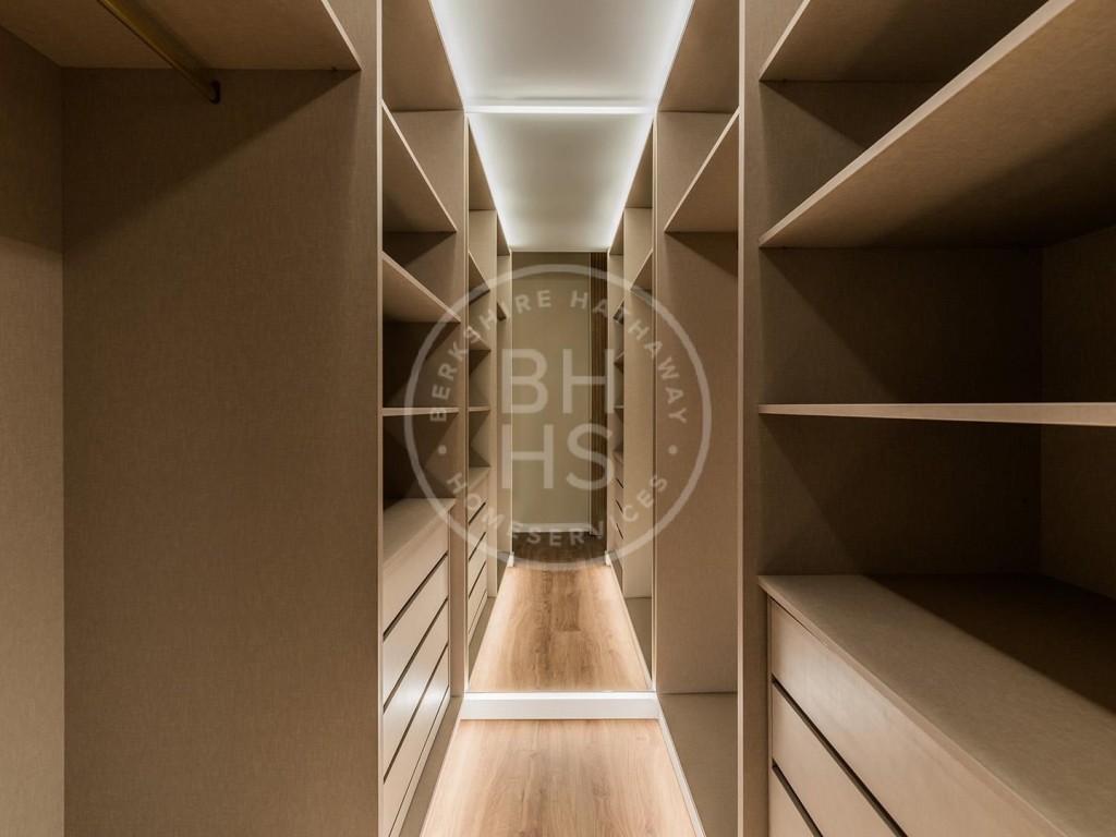 xlarge_CBNAAP1608_40674_V0_CD07