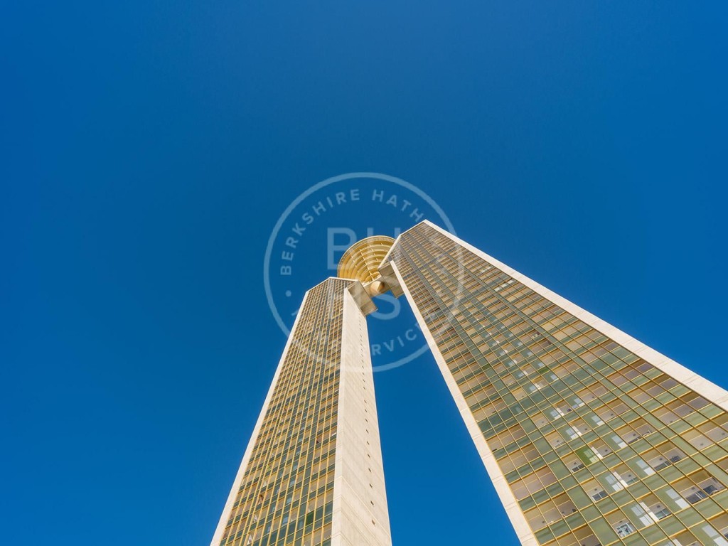 xlarge_CBNAAP1608_40690_V0_1A5C