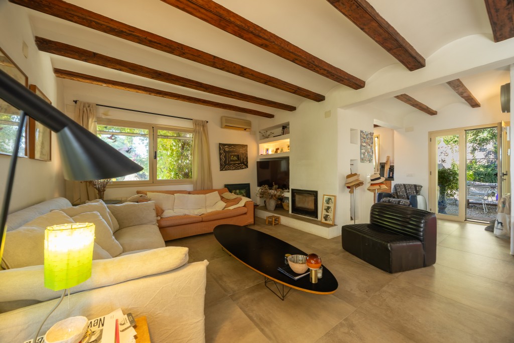 xlarge_CBNAAP1846_51366_V0_E1C3