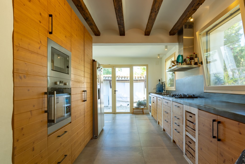 xlarge_CBNAAP1846_51367_V0_F658