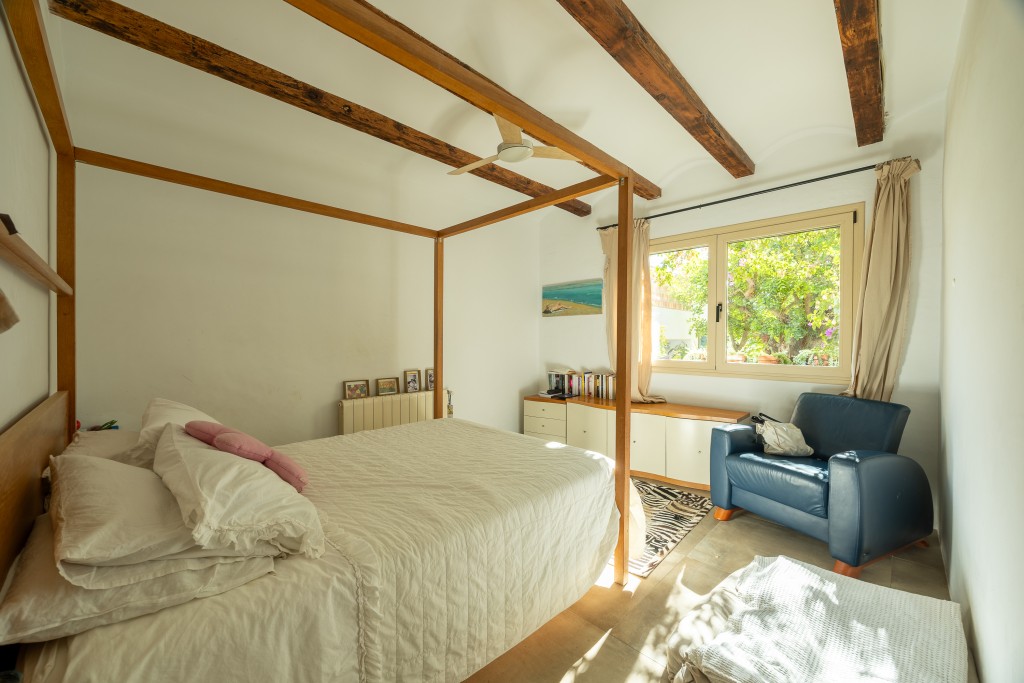 xlarge_CBNAAP1846_51376_V0_7B36