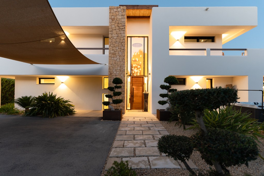 xlarge_CBNAAP1848_50023_V0_EA10