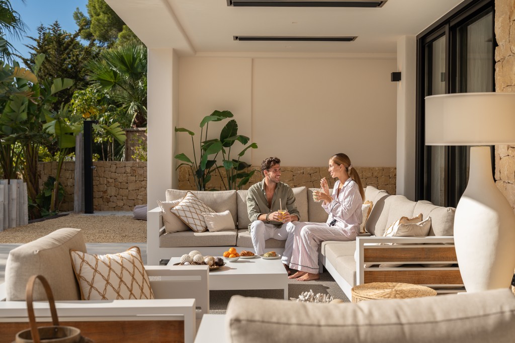 xlarge_CBNAAP1848_50037_V0_6DF6