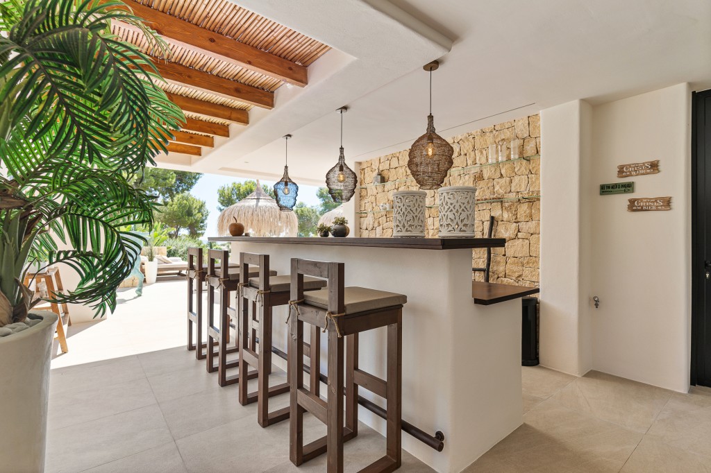 xlarge_CBNAAP1848_50059_V0_92FD