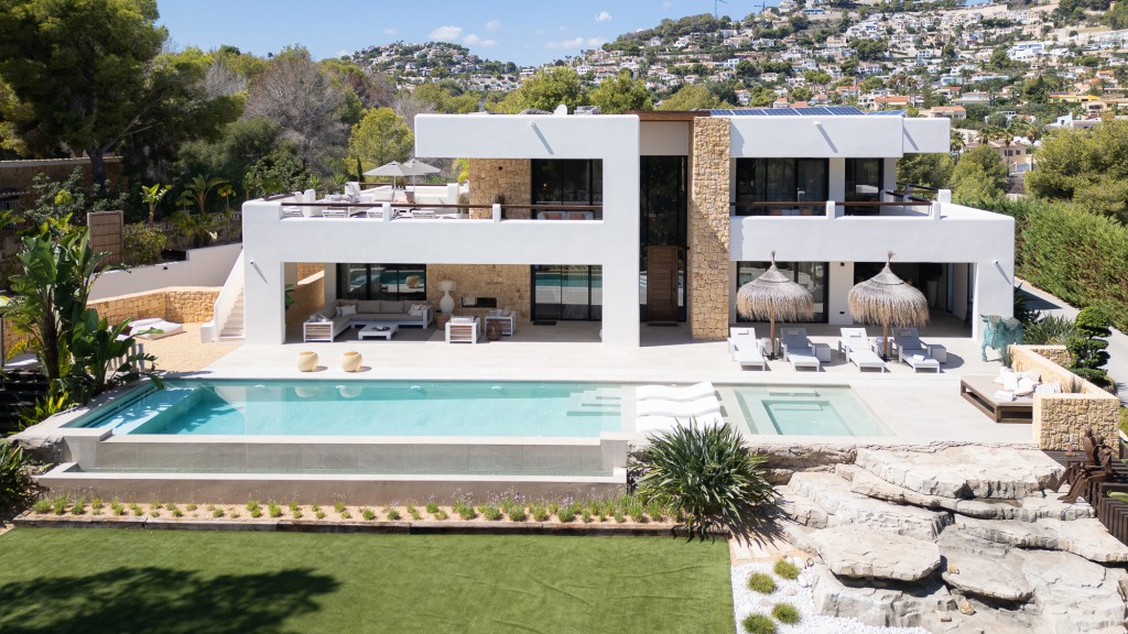 xlarge_CBNAAP1848_50073_V0_7CCB