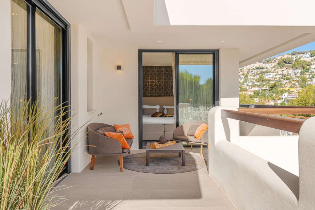 xlarge_CBNAAP1848_50077_V0_5A2D