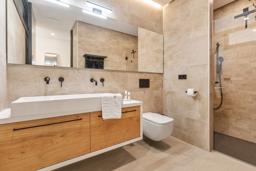 xlarge_CBNAAP1848_50087_V0_7169