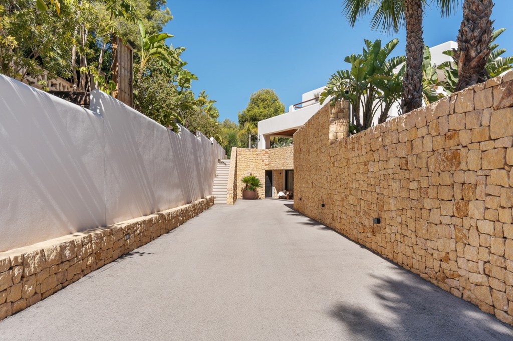 xlarge_CBNAAP1848_50088_V0_6ACF