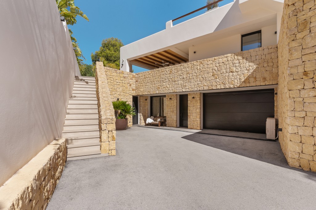 xlarge_CBNAAP1848_50091_V0_9D59