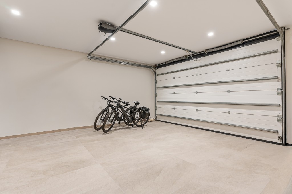 xlarge_CBNAAP1848_50092_V0_7C4D