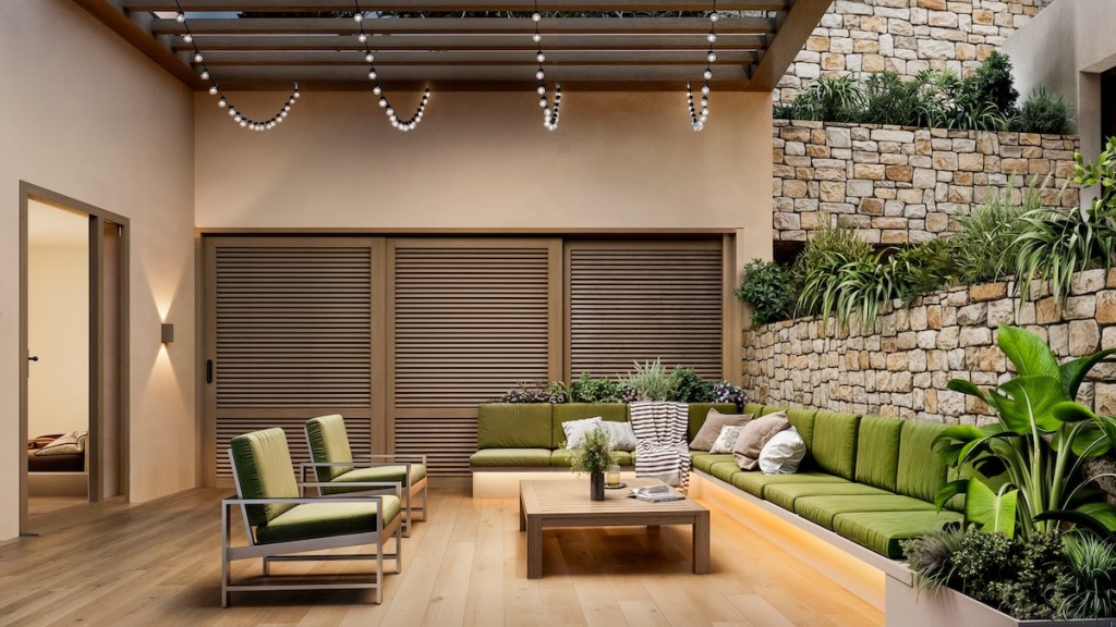 xlarge_CBNAAP1890_51214_V0_2710