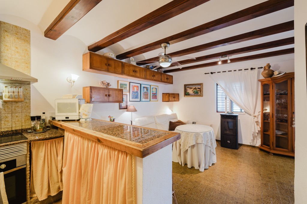 xlarge_CBNAAP1918_52206_V0_1B5B