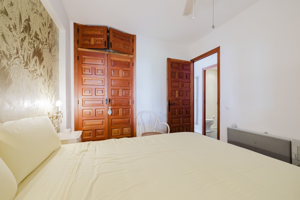 xlarge_CBNAAP1918_52209_V0_B2EF