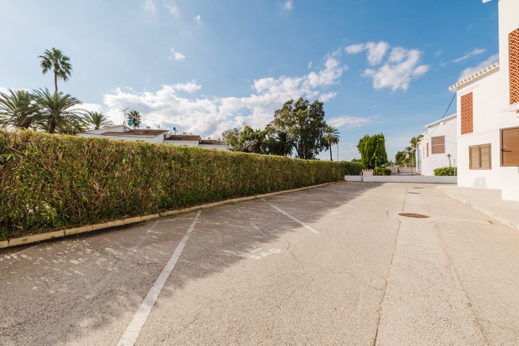 xlarge_CBNAAP1918_52218_V0_9275