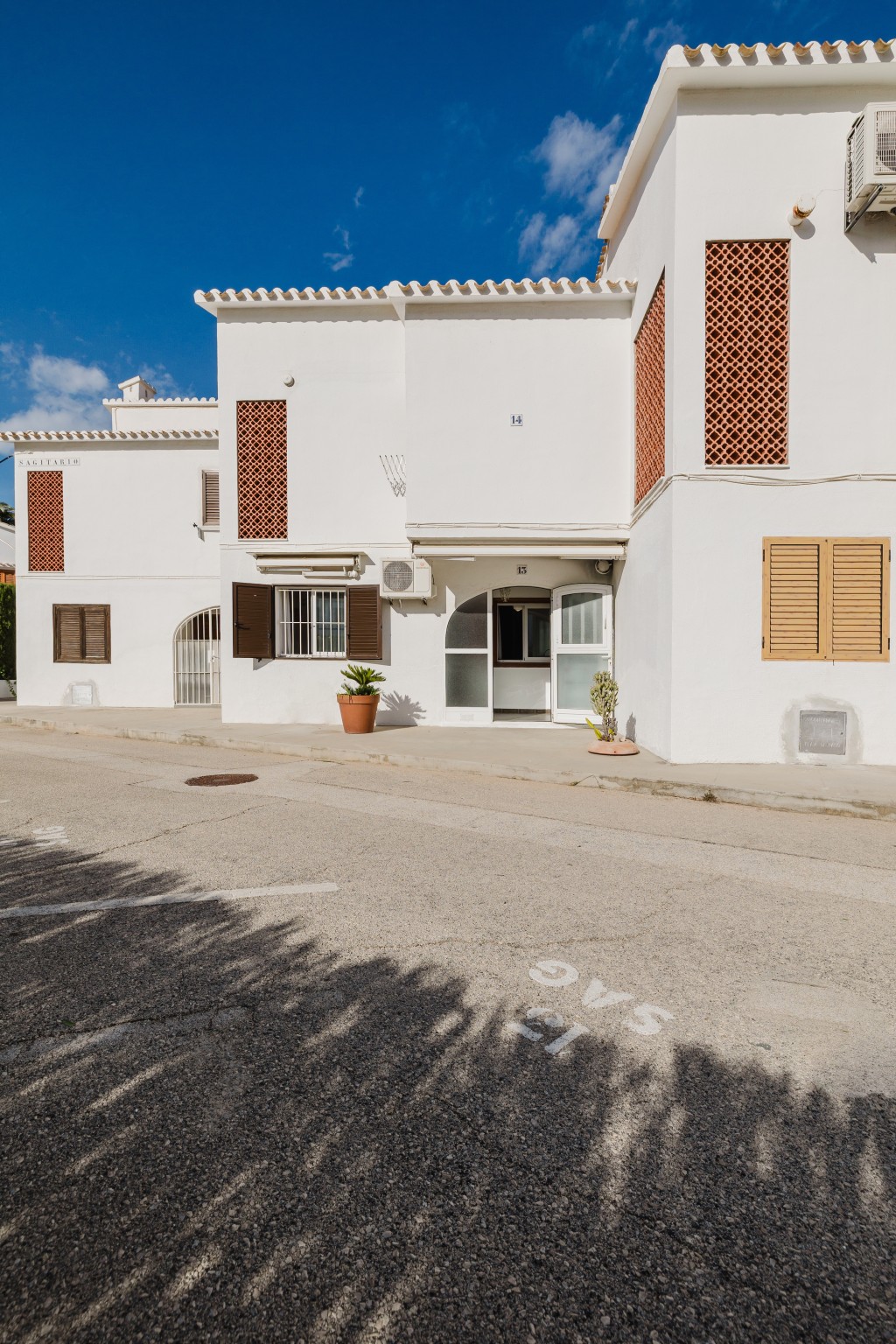 xlarge_CBNAAP1918_52222_V0_AEA6