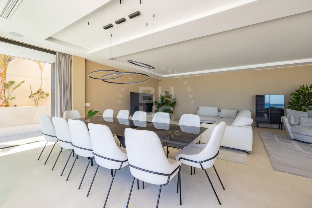 xlarge_CBNAAP1374_38035_V0_ECAD