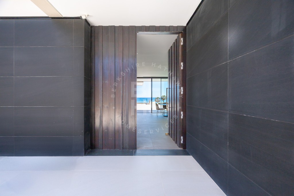 xlarge_CBNAAP1374_38076_V0_990C