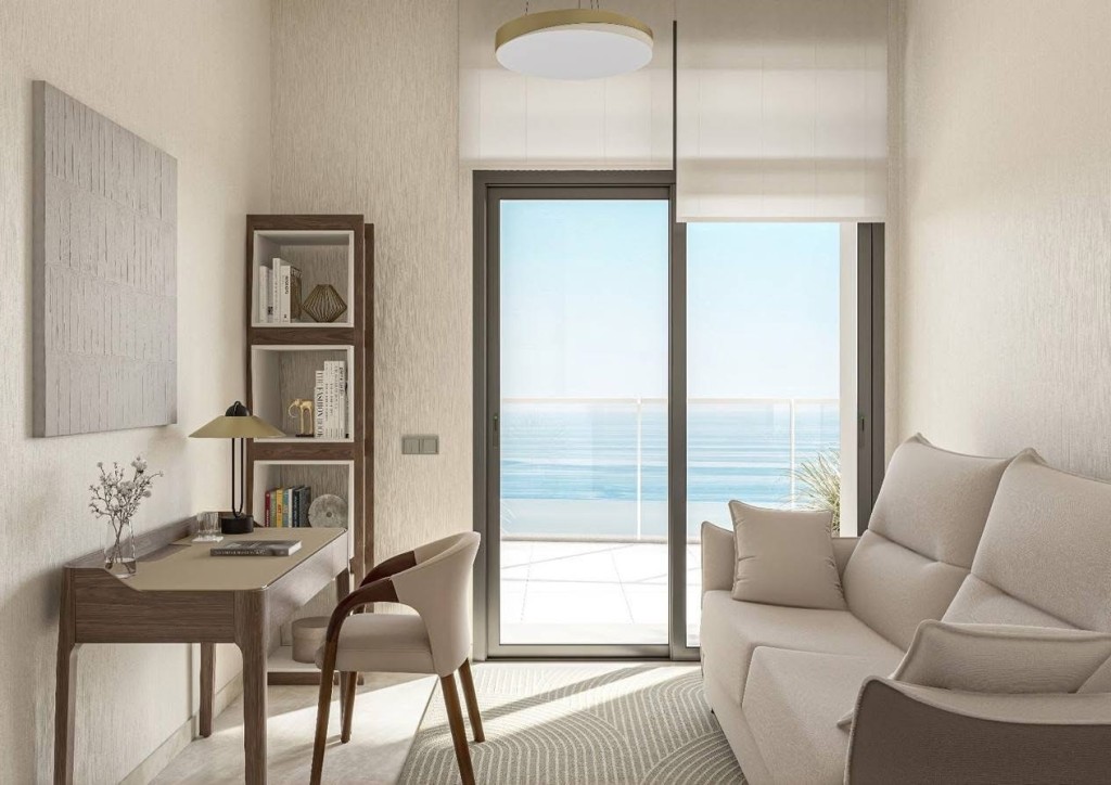 xlarge_CBNAAP1883_50922_V0_C36E