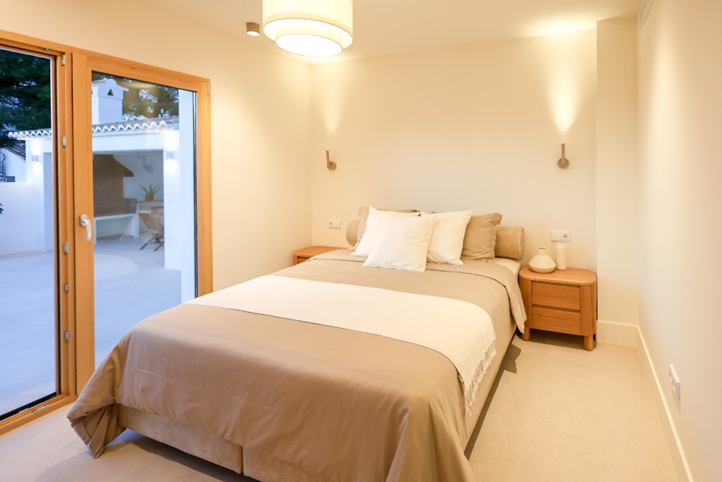 xlarge_CBNAAP1950_53321_V0_E36B