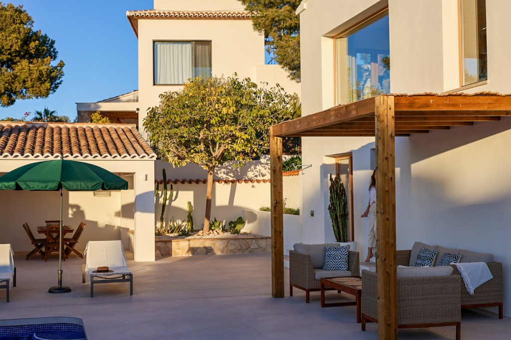 xlarge_CBNAAP1950_53328_V0_98C7