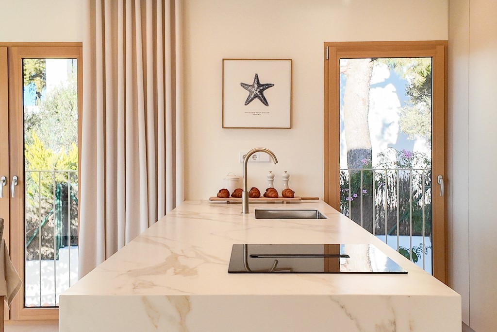 xlarge_CBNAAP1950_53341_V0_05C0