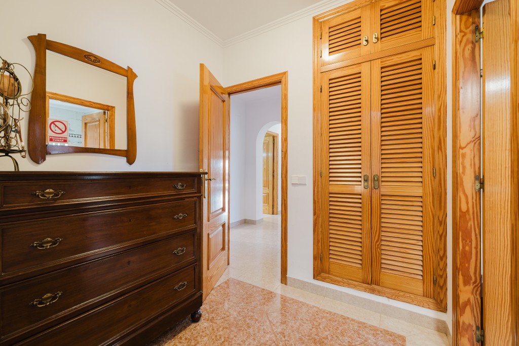 xlarge_CBNAAP1967_53686_V0_EBB0