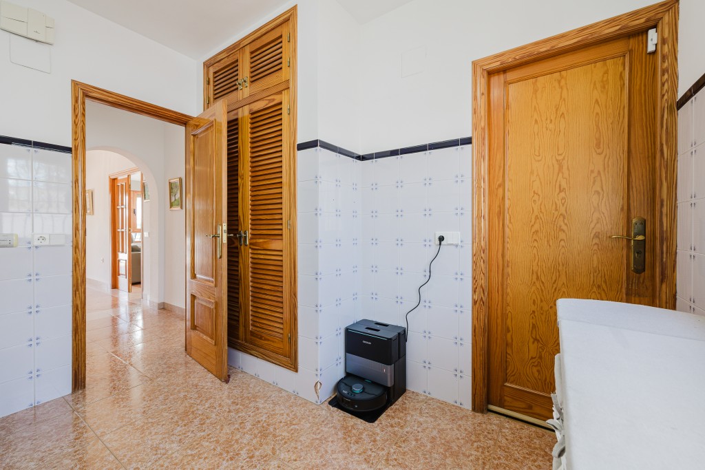 xlarge_CBNAAP1967_53708_V0_DC29