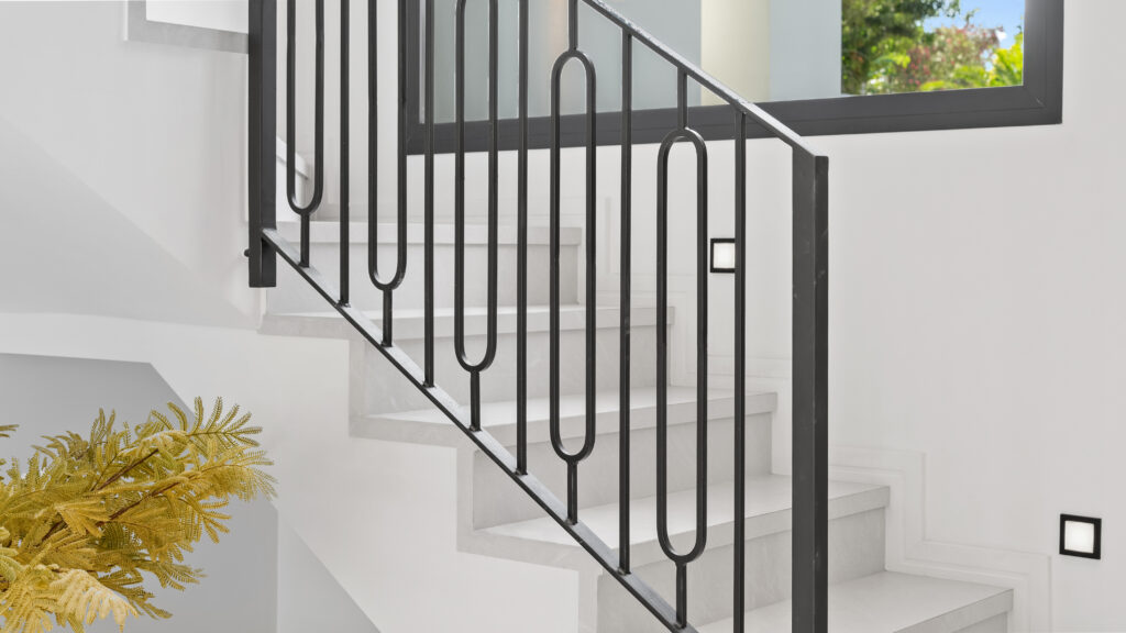 xlarge_CBNAAP2002_54368_V0_0347