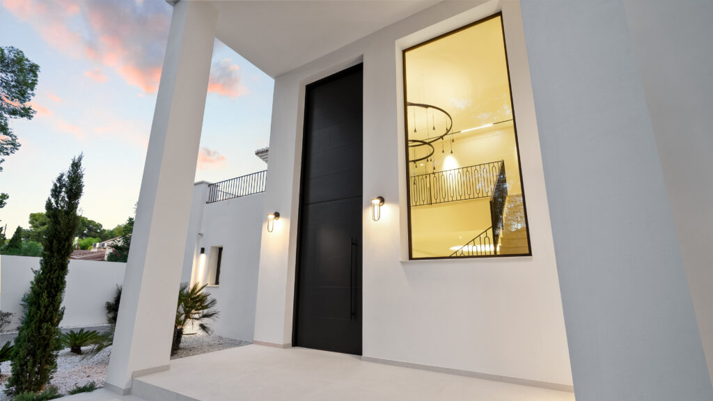 xlarge_CBNAAP2002_54378_V0_2599