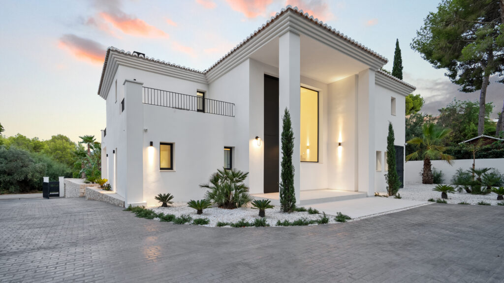 xlarge_CBNAAP2002_54379_V0_3034