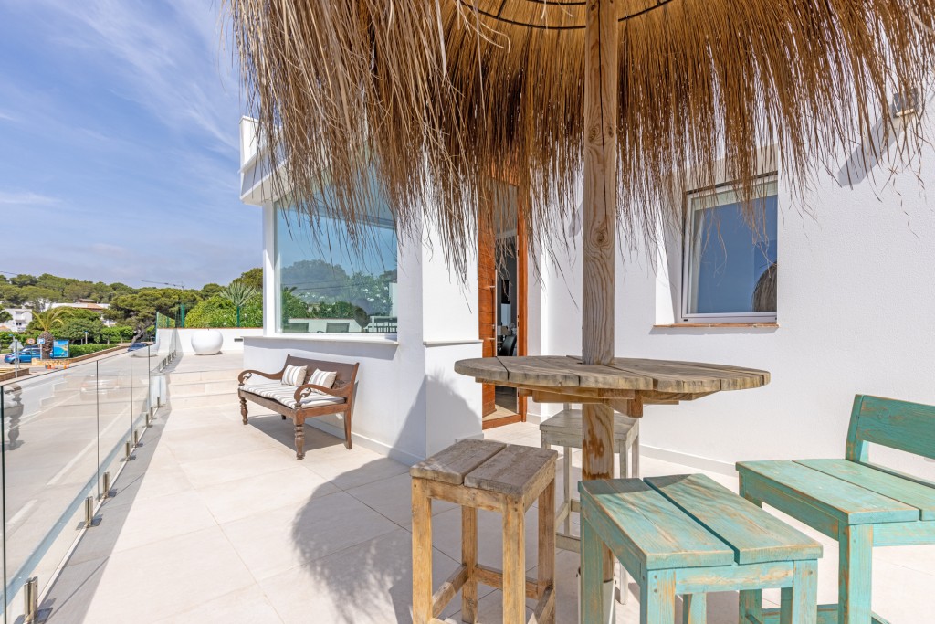 xlarge_CBNAAP2003_54391_V0_625A