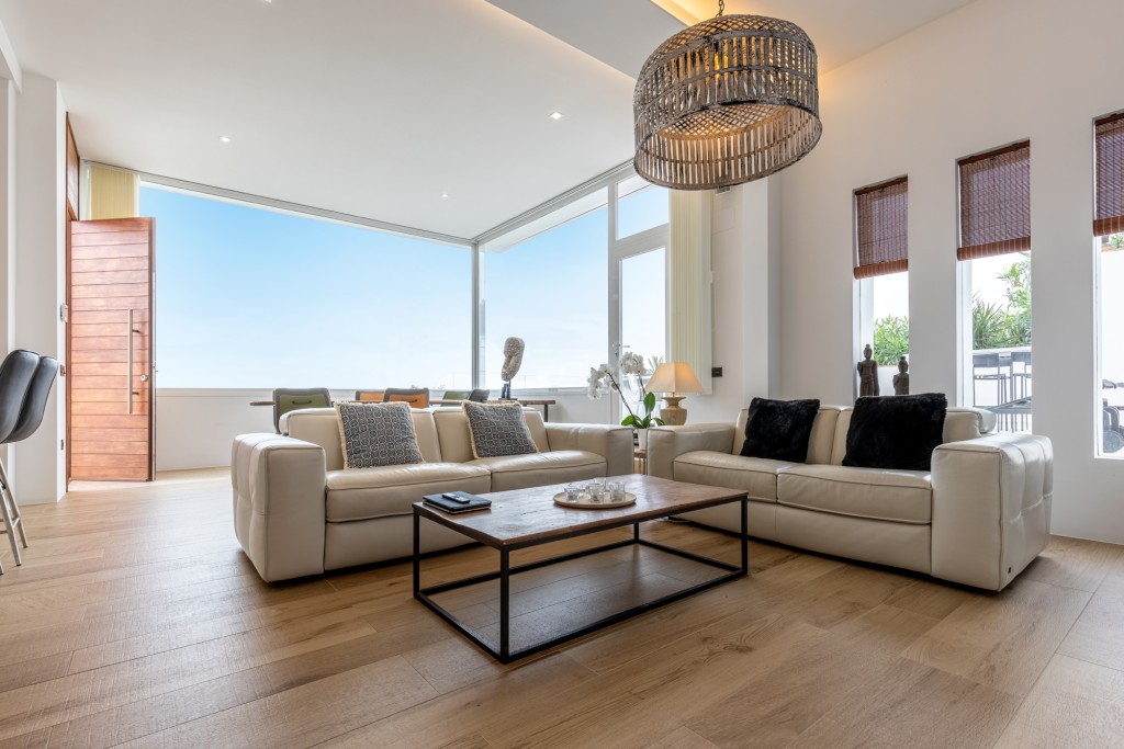 xlarge_CBNAAP2003_54395_V0_5CF1