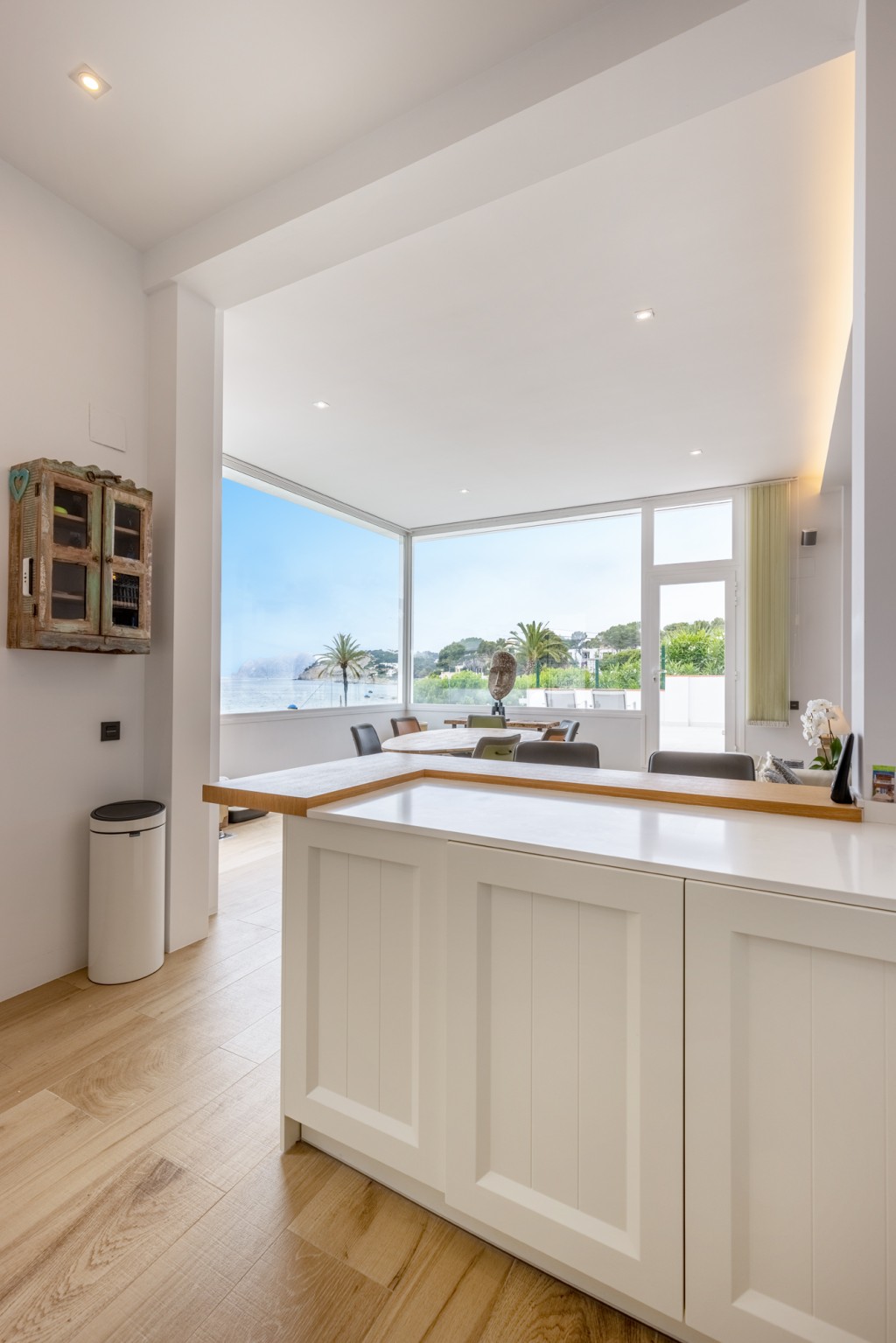 xlarge_CBNAAP2003_54399_V0_0111