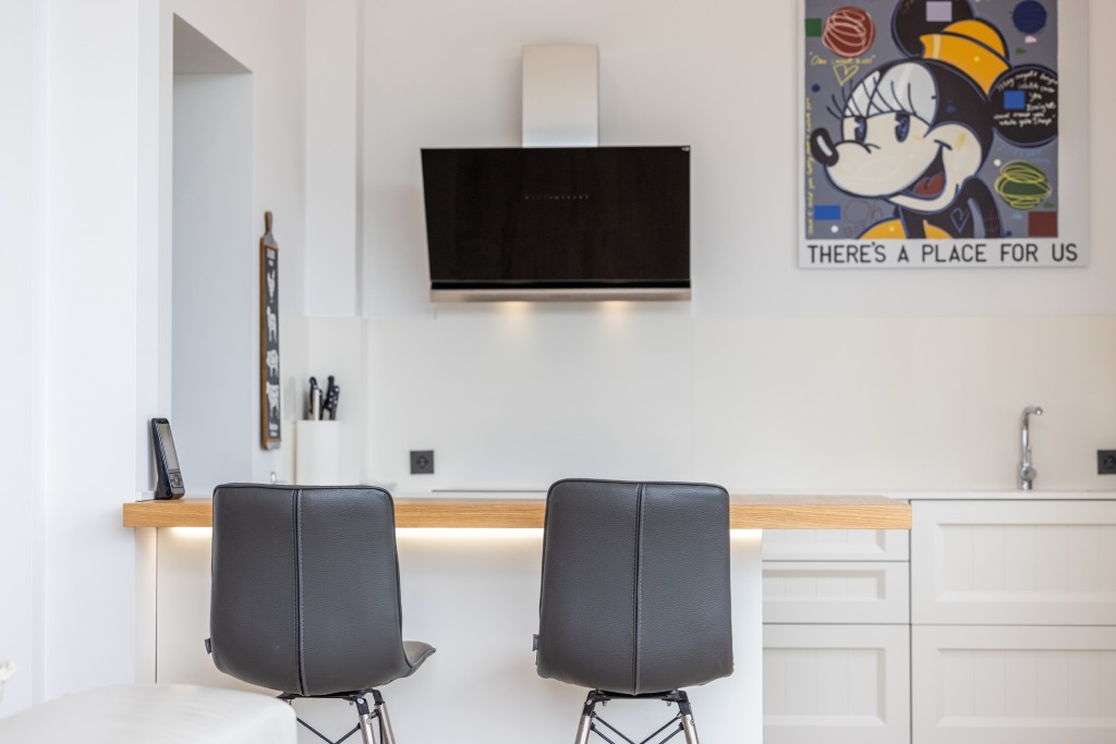 xlarge_CBNAAP2003_54407_V0_53A2