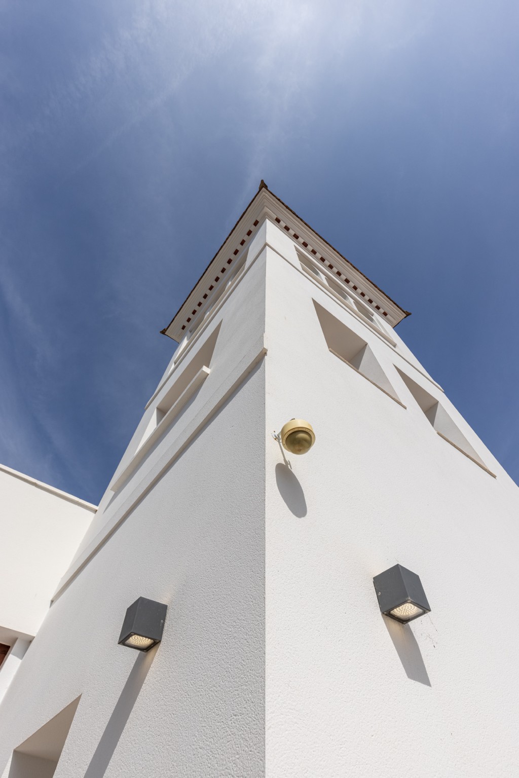 xlarge_CBNAAP2003_54419_V0_B2D3