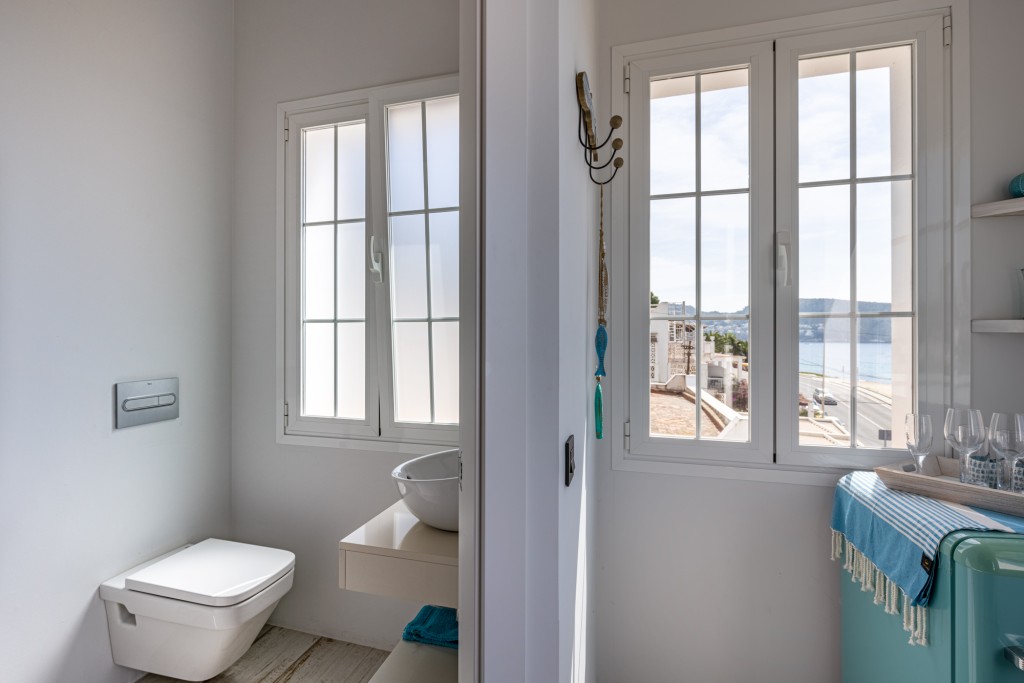 xlarge_CBNAAP2003_54431_V0_770F