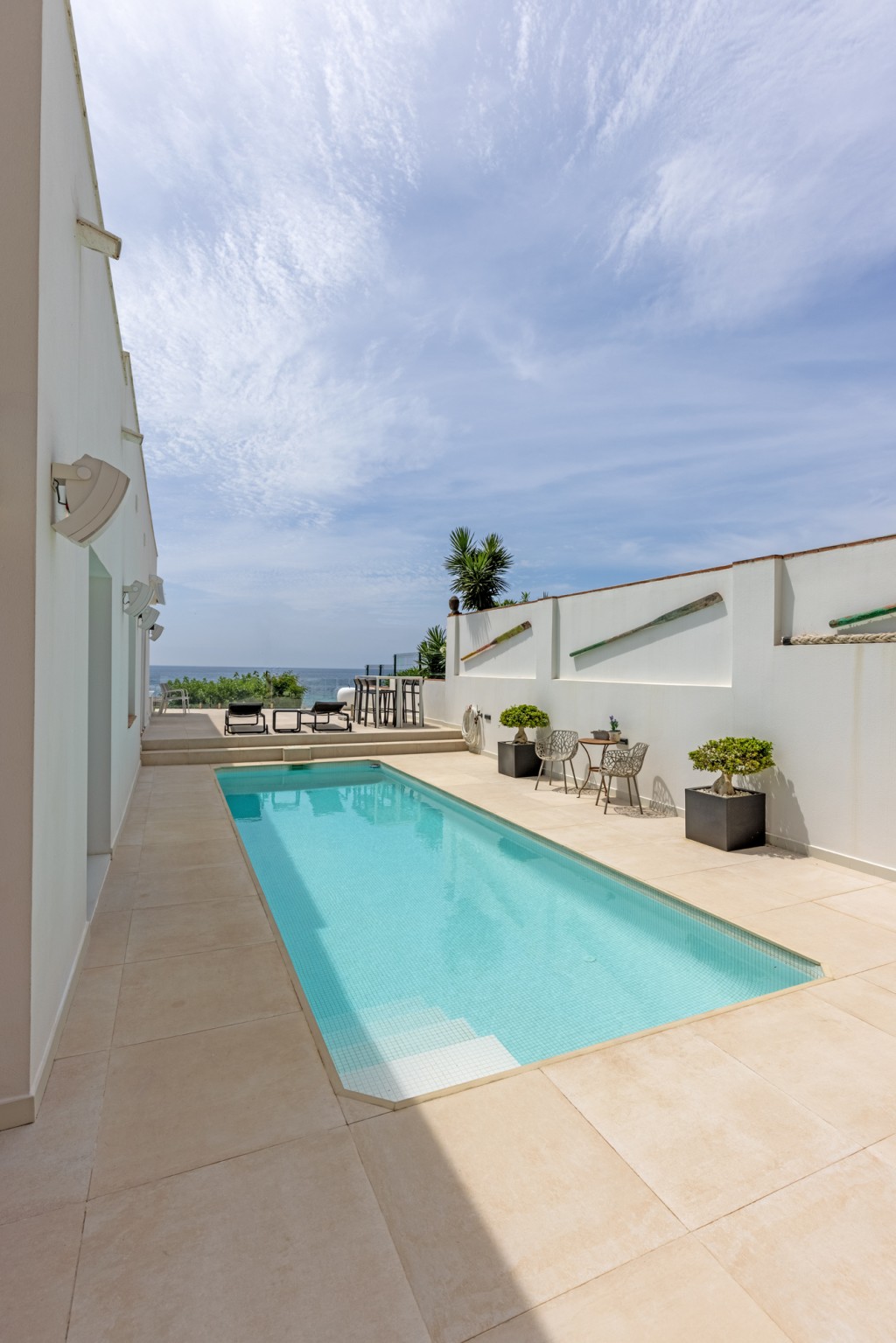 xlarge_CBNAAP2003_54440_V0_83C2