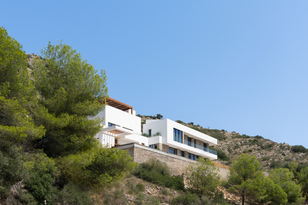 xlarge_CBNAAP2016_55040_V0_7D10