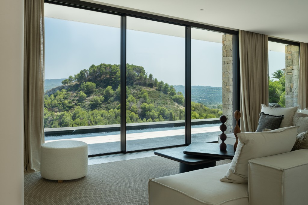 xlarge_CBNAAP2016_55056_V0_56DB