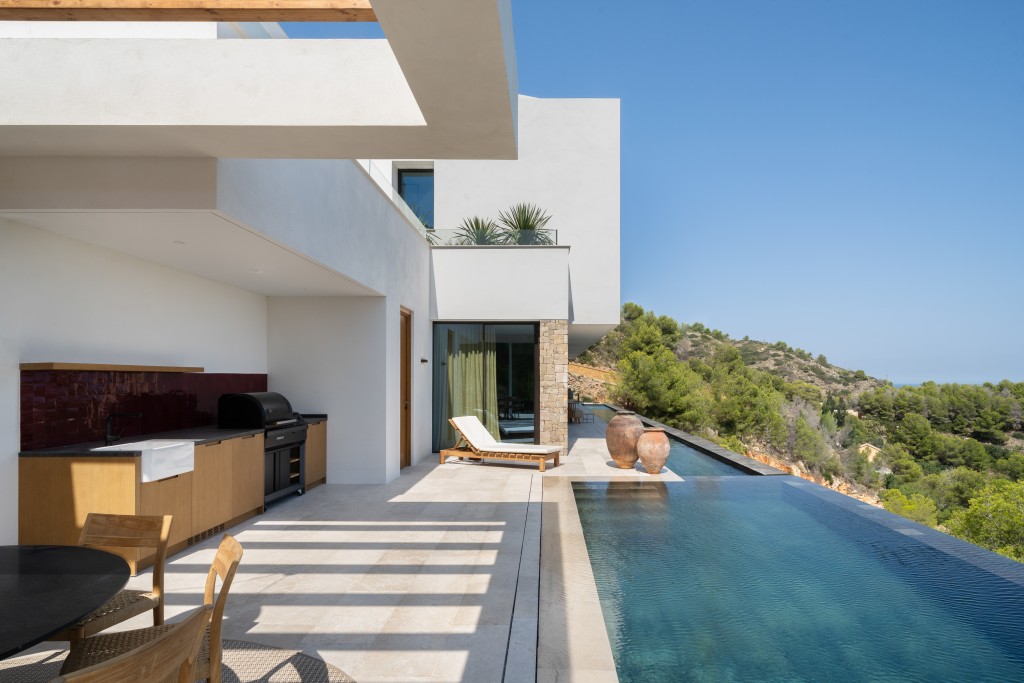 xlarge_CBNAAP2016_55067_V0_7E32