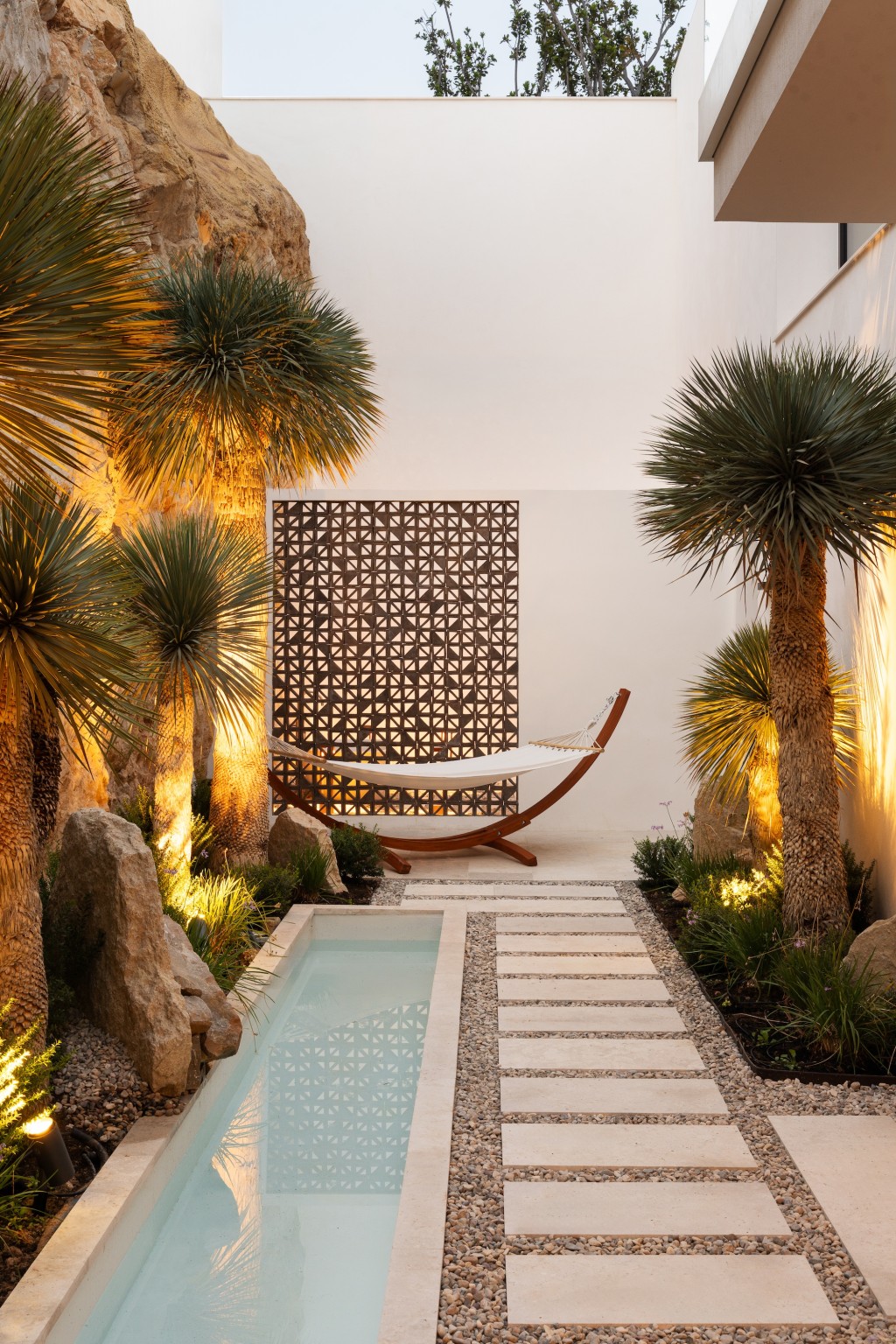 xlarge_CBNAAP2016_55083_V0_6E9C