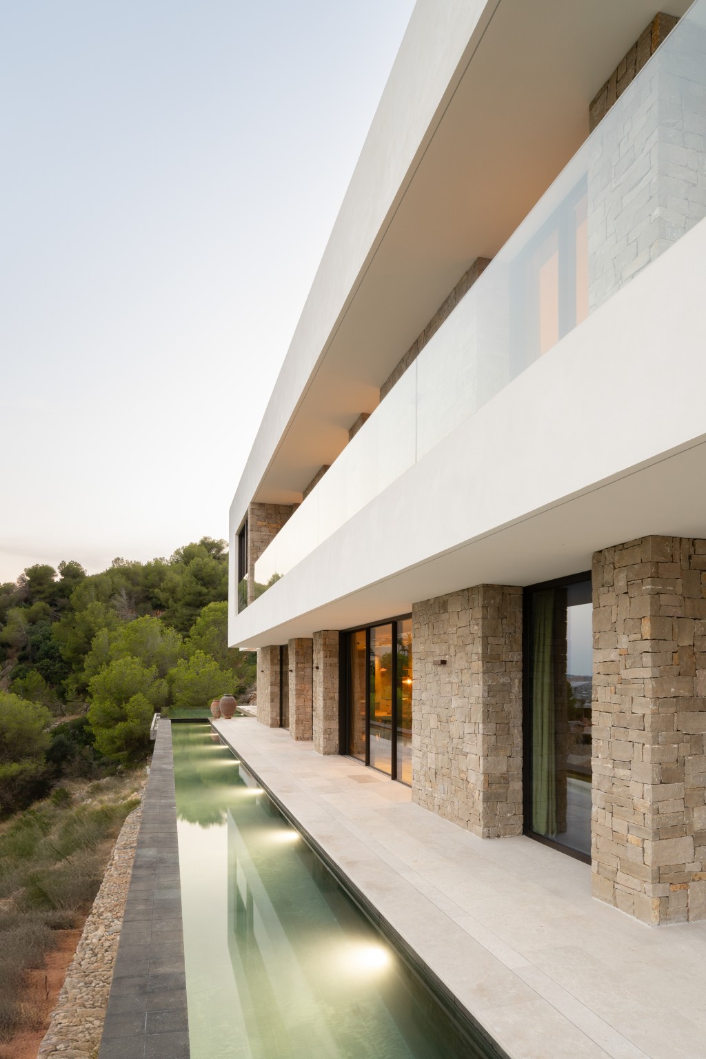 xlarge_CBNAAP2016_55087_V0_BA48