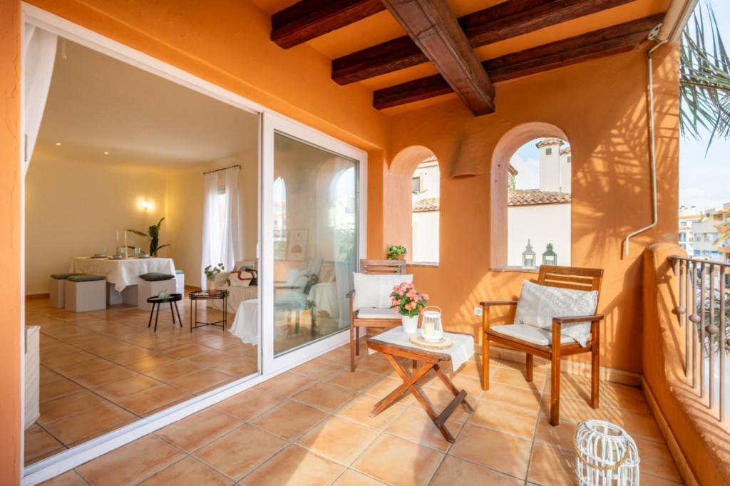 xlarge_CBNAAP2059_56276_V0_71AD