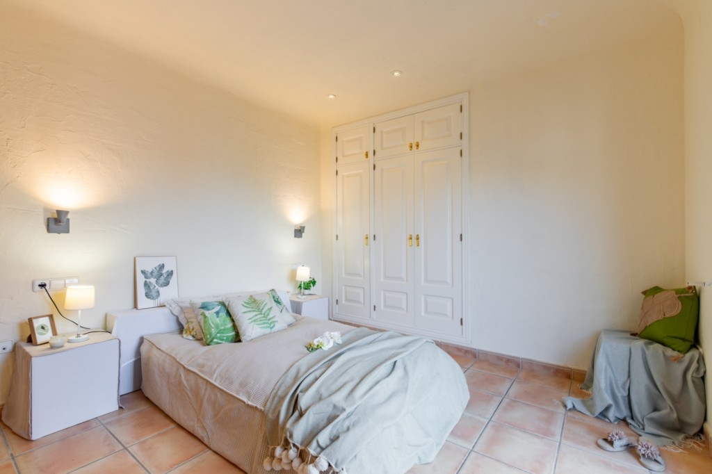 xlarge_CBNAAP2059_56303_V0_5740