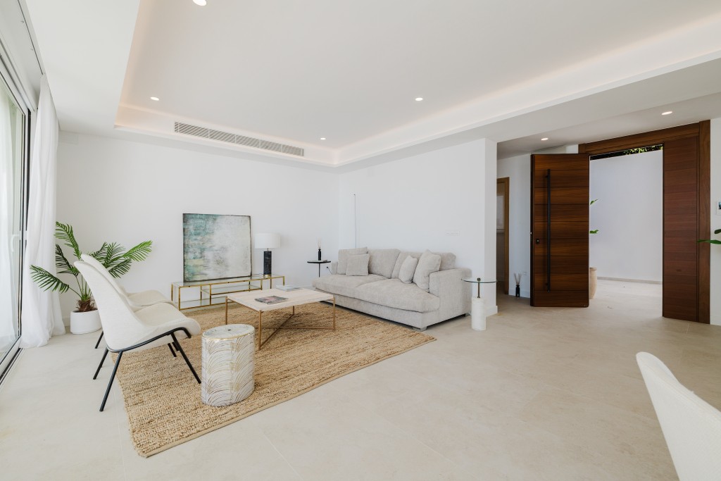 xlarge_CBNAAP1192_56909_V0_DDED