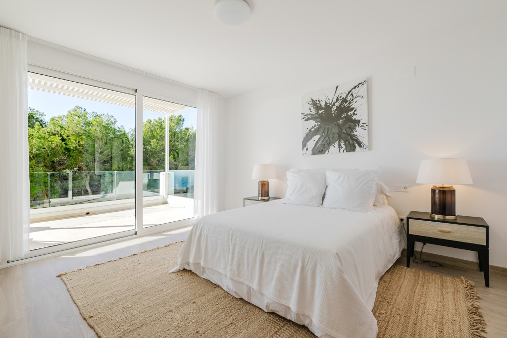 xlarge_CBNAAP1192_56923_V0_F659