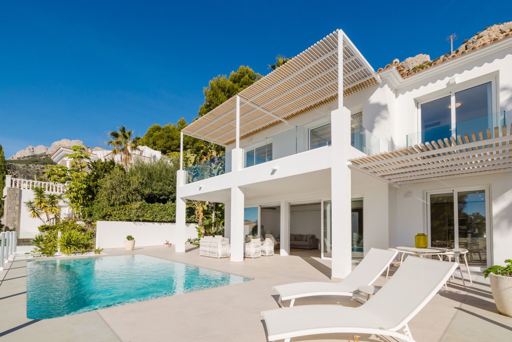 xlarge_CBNAAP1192_56931_V0_2D97