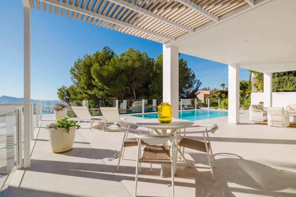 xlarge_CBNAAP1192_56933_V0_6BA6